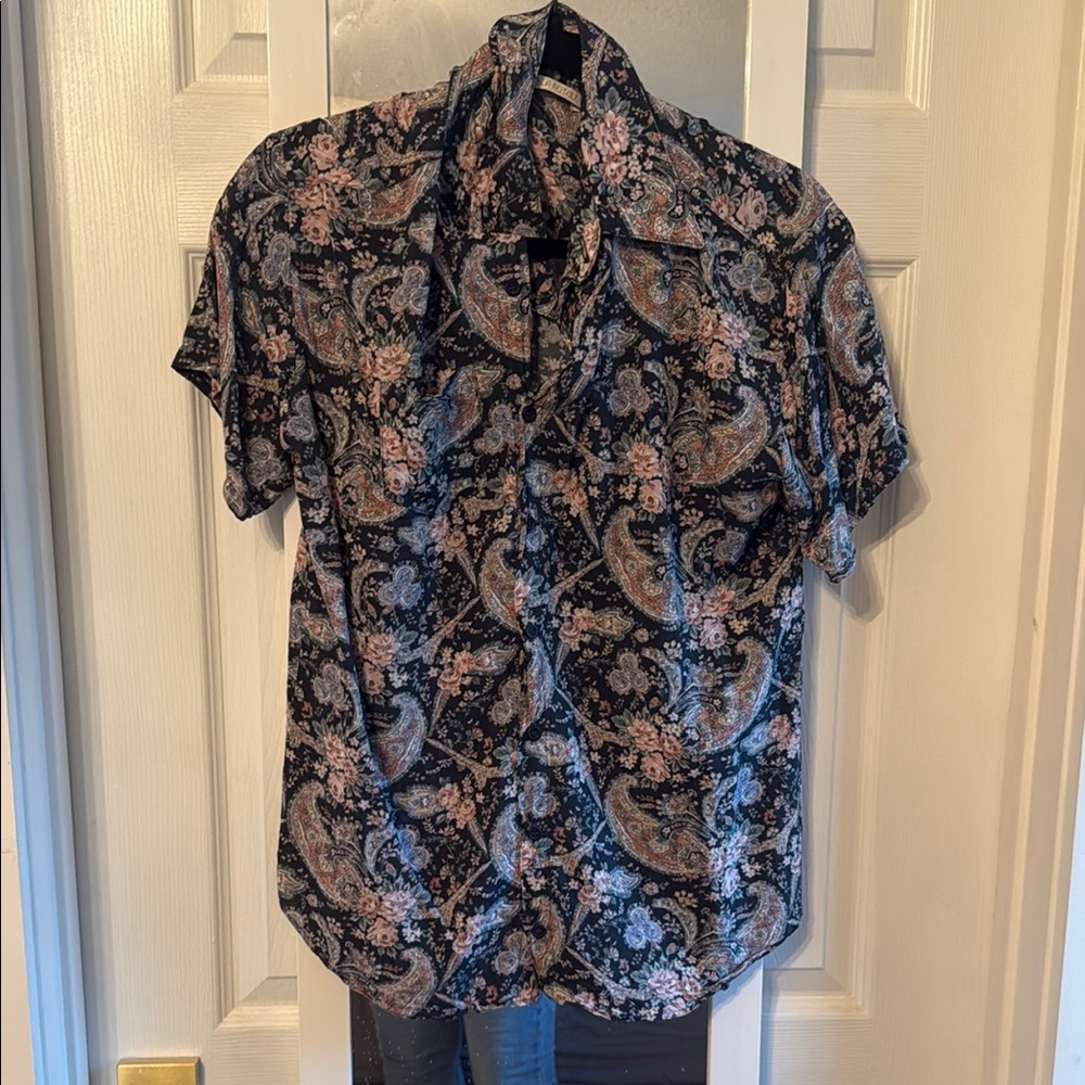 Novella Royale Black and Pink Casual Button Down Shirt